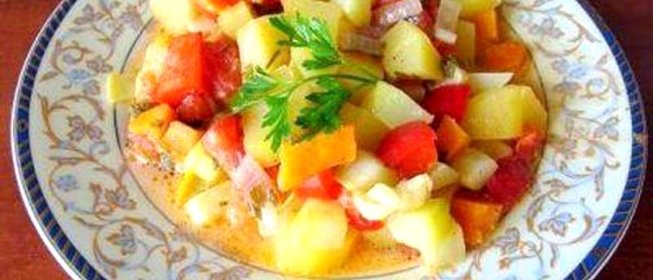 Овощное рагу из кабачков с картофелем