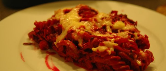 Свекольная запеканка с макаронами