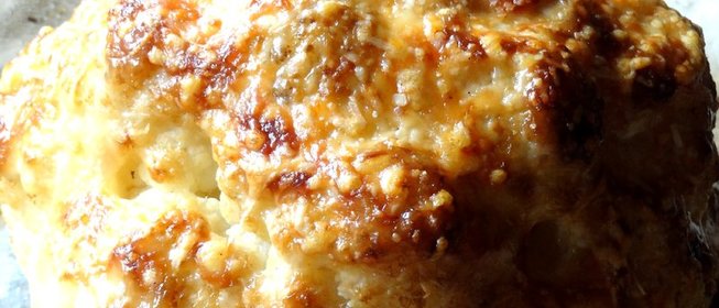 Цветная капуста, запеченная целиком