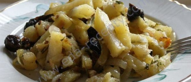Картофель с черносливом