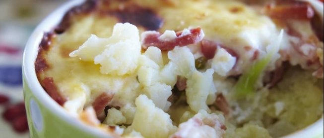 Запеканка из цветной капусты с сырным соусом