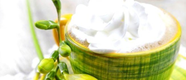 Белый горячий шоколад с тыквой