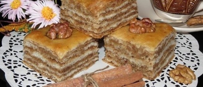 Грибы, тушенные в коньяке