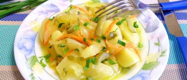 Картошка с солеными огурцами