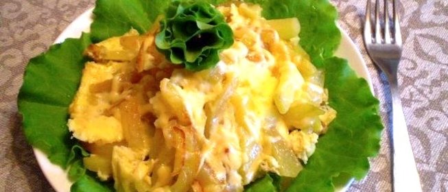 Картофель с яичной заливкой и сыром